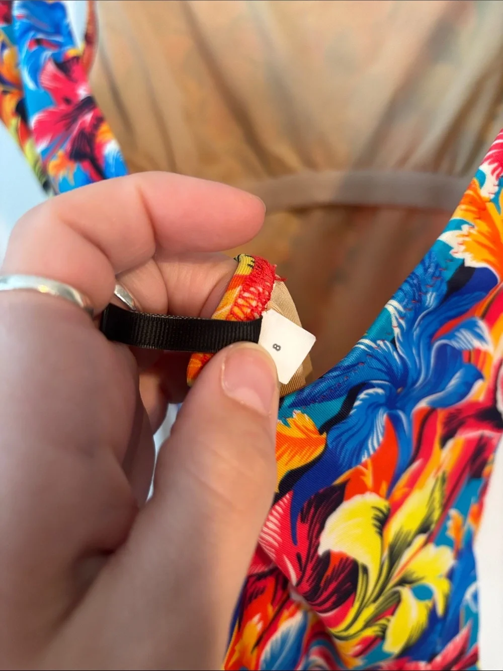 J CREW size 8 Colorful Floral One-Piece Swimsuit 🩱 swim beach 🏖️ bathing suit - Picture 5 of 6